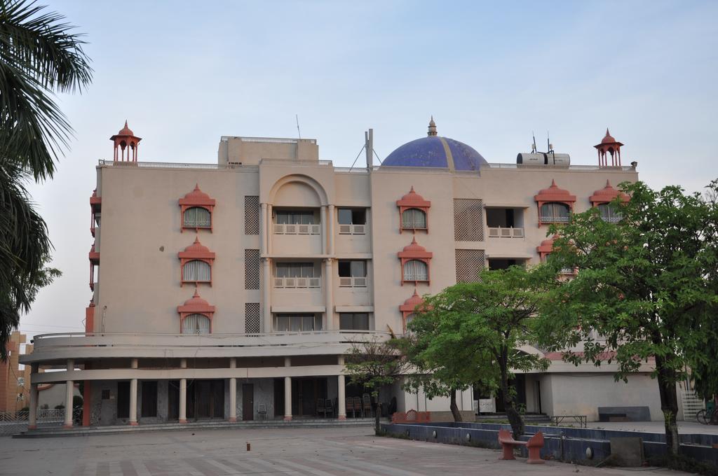 Hotel Jabali Palace Jabalpur Exterior foto
