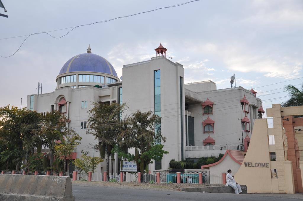 Hotel Jabali Palace Jabalpur Exterior foto